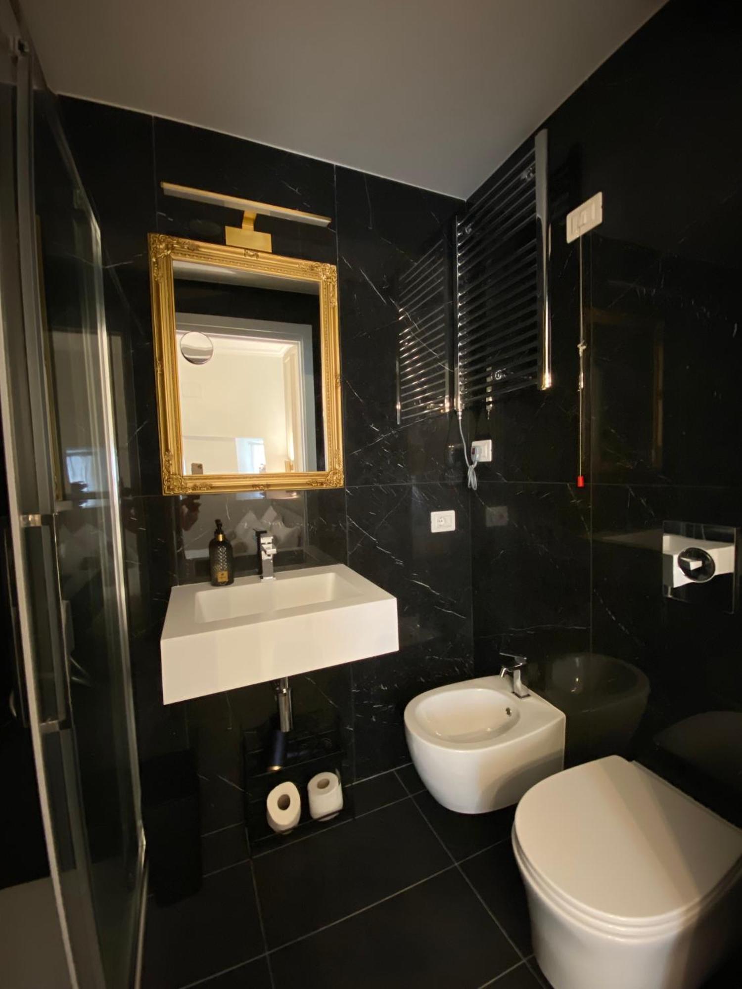 De Vince Suites - Luxury Rooms - Roma Termini 外观 照片